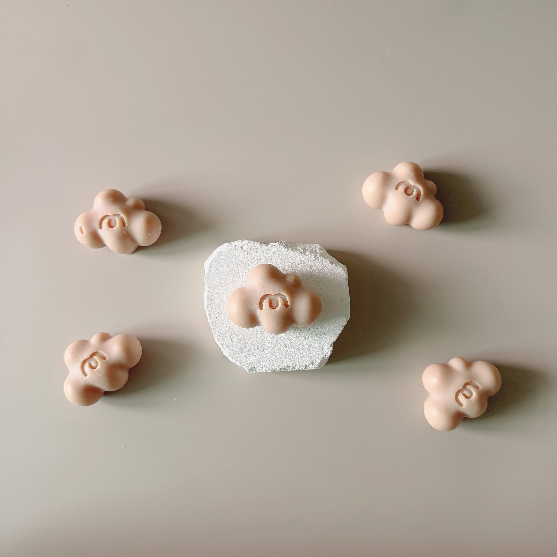 預購 月亮寶寶胡桃皂 🌿純素 ❘  Moon Baby Walnut Oil Soap